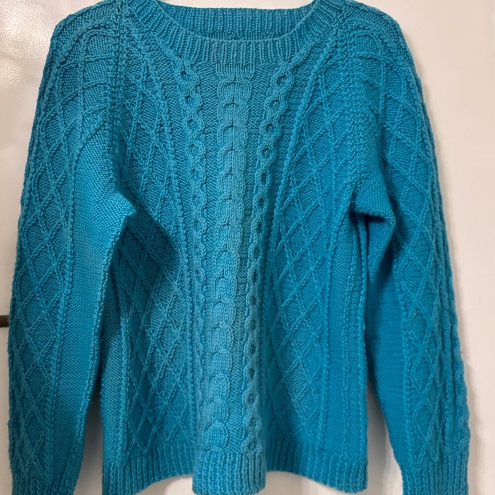 EUC Gorgeous hand-knit turquoise wool sweater, M-L